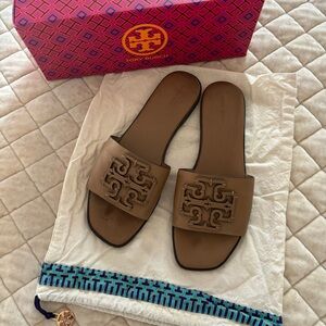 Tory Burch Ines slides